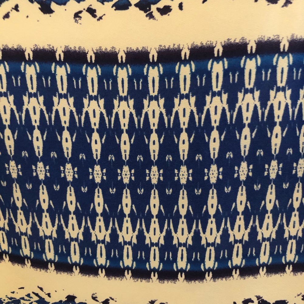 Blue and white sheath dress - Picture 2 of 4